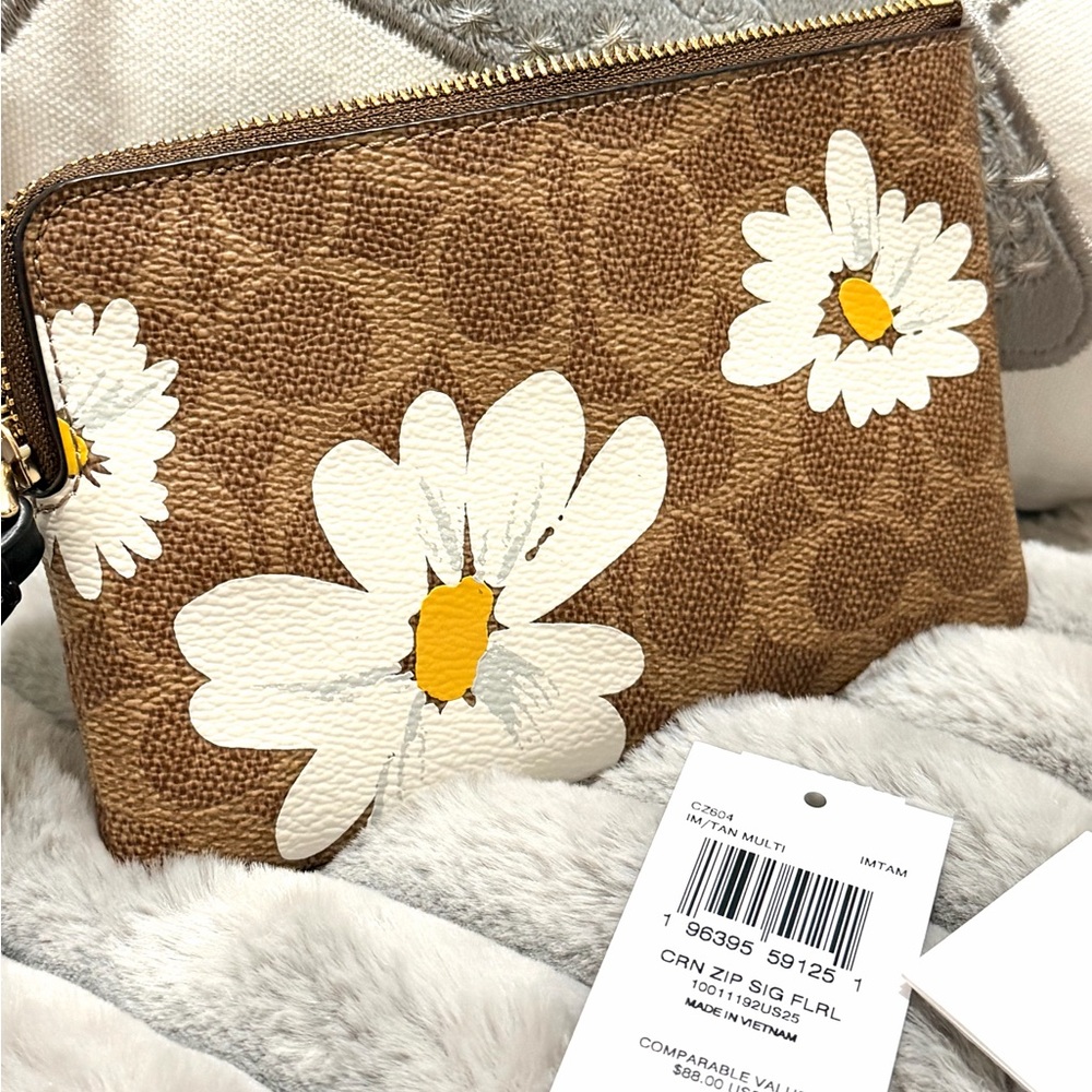 Coach Tan Floral Wristlet with Black Strap - Picture 4 of 6